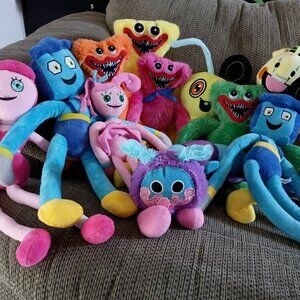 Poppy Playtime Huggy Wuggy Plush